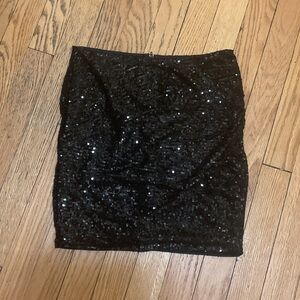 Women’s Elegant Black Sequin Mini Skirt